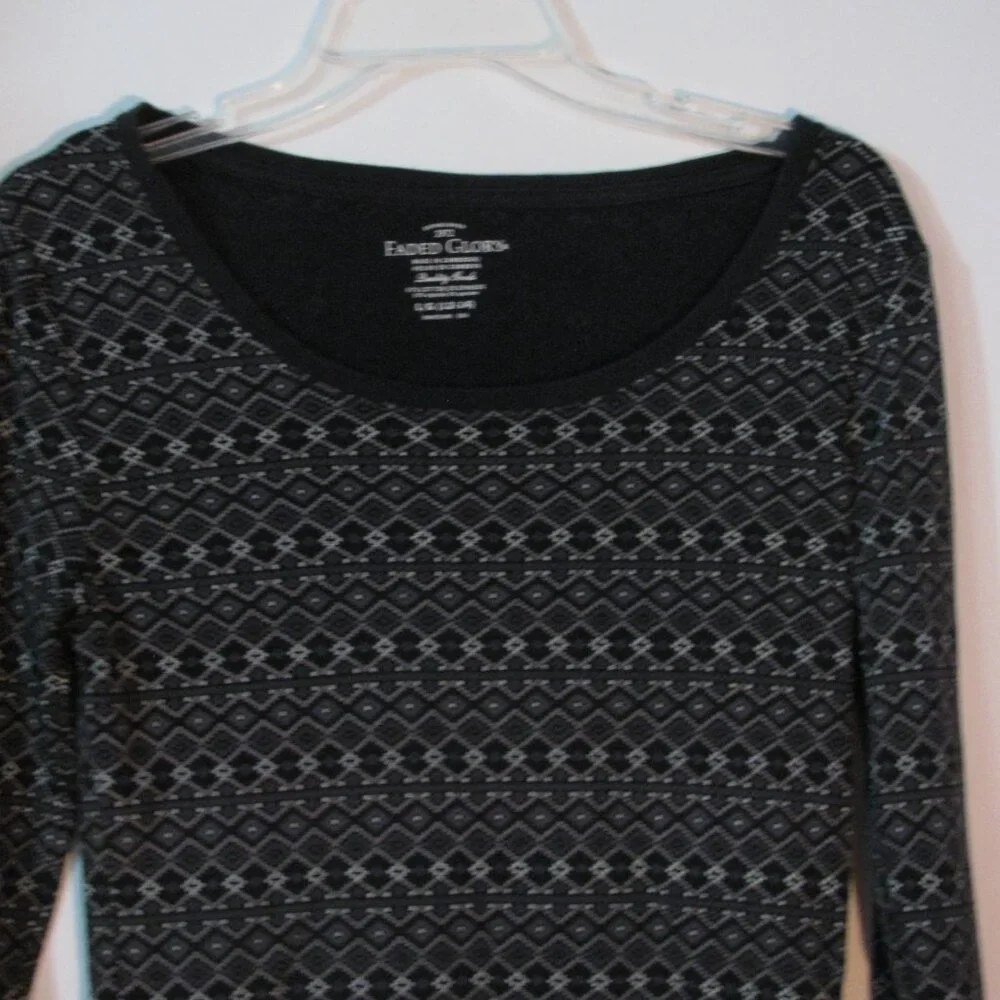 * Faded Glory Shirt Large 12 14 EUC Black with White Gray Geometric - Picture 2 of 3